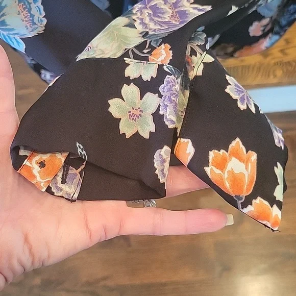 Johnny Was Silk Blouse - Picture 5 of 14